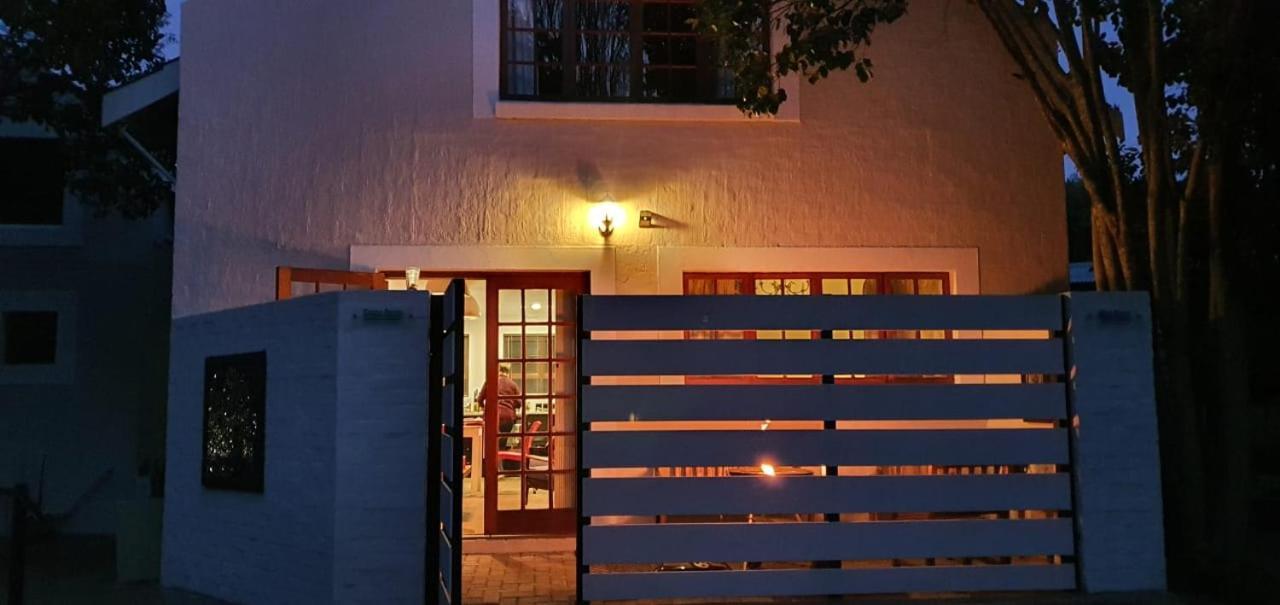The Gate Guesthouse Clarens Exteriör bild