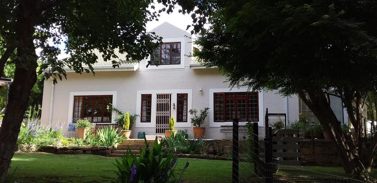 The Gate Guesthouse Clarens Exteriör bild